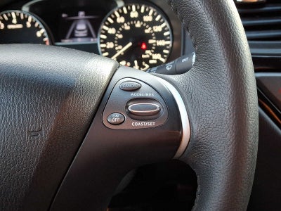 2018 Nissan Pathfinder FWD SV