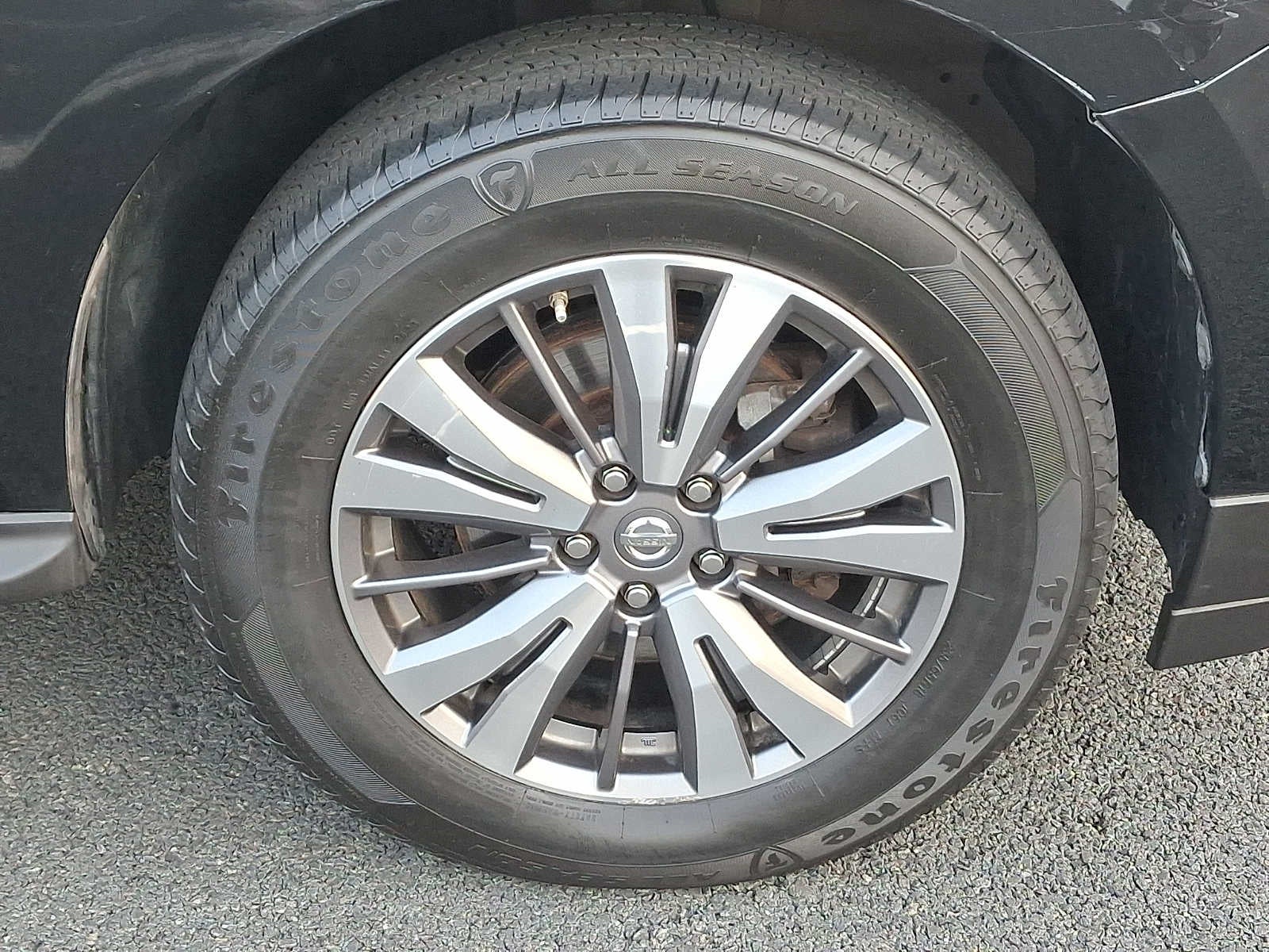 2018 Nissan Pathfinder FWD SV