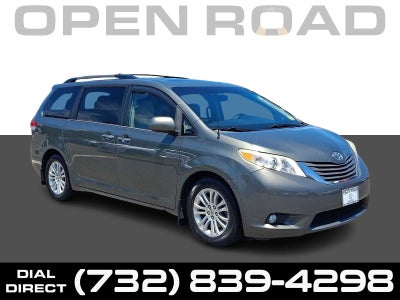 2013 Toyota Sienna 5dr 8-Pass Van V6 XLE FWD