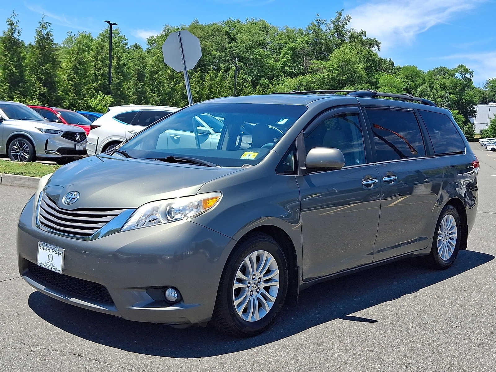 2013 Toyota Sienna 5dr 8-Pass Van V6 XLE FWD