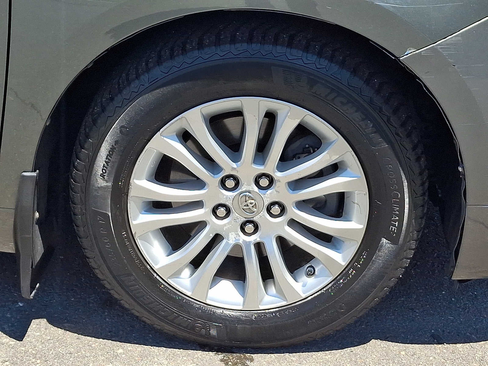 2013 Toyota Sienna 5dr 8-Pass Van V6 XLE FWD