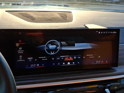 2025 BMW X7 xDrive40i Sports Activity Vehicle