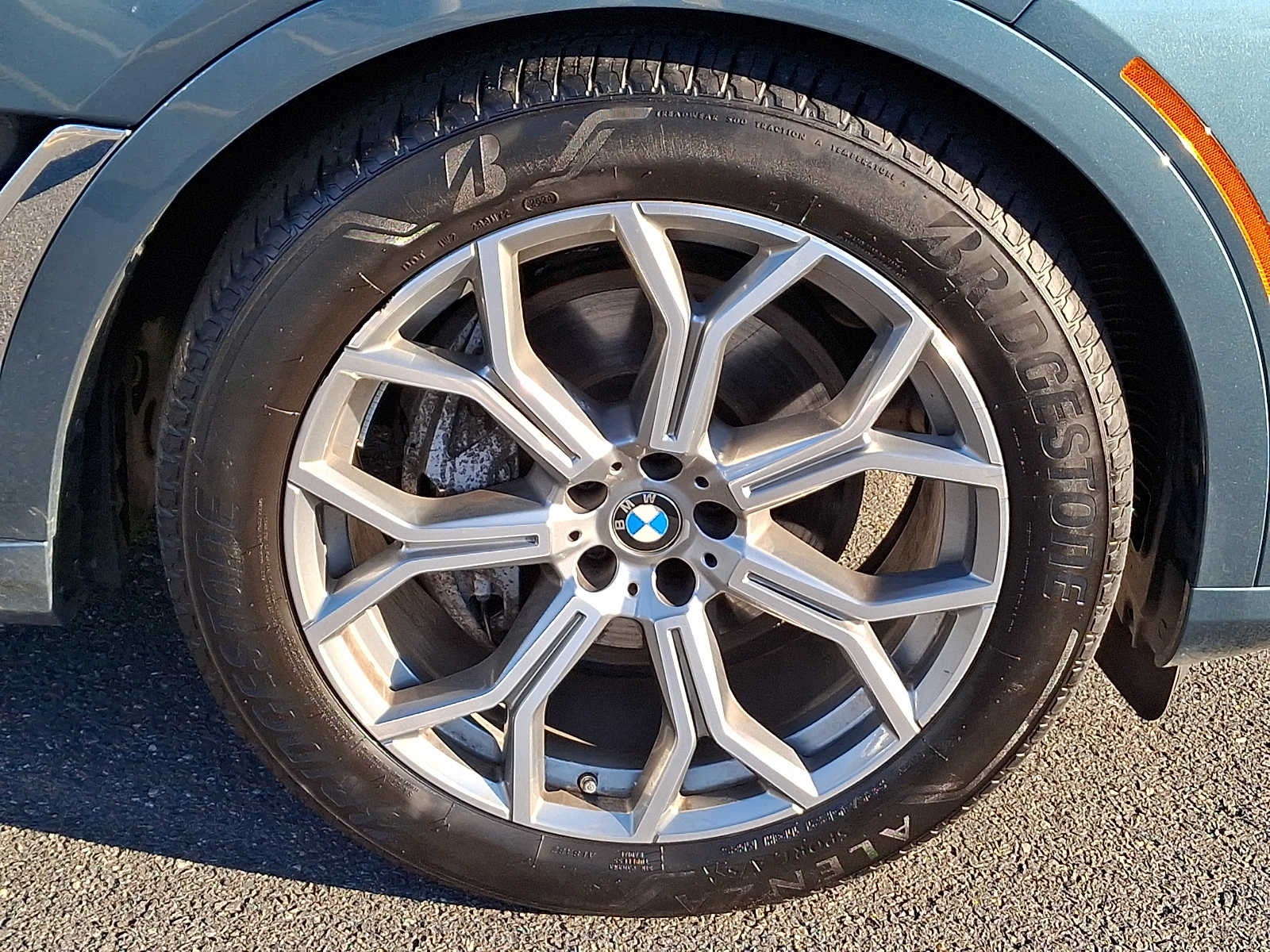 2025 BMW X7 xDrive40i Sports Activity Vehicle