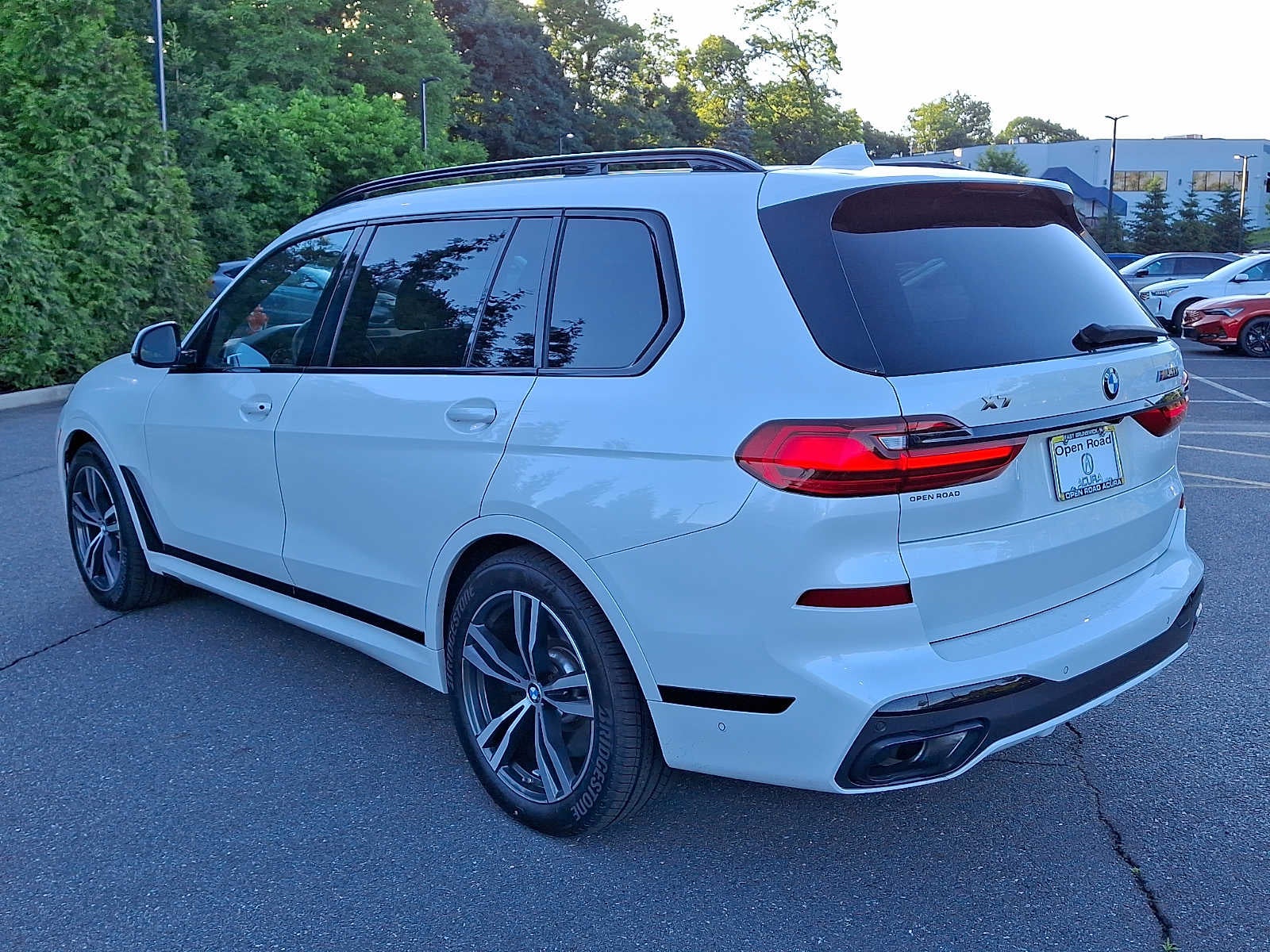 2022 BMW X7 M50i Sports Activity Vehicle