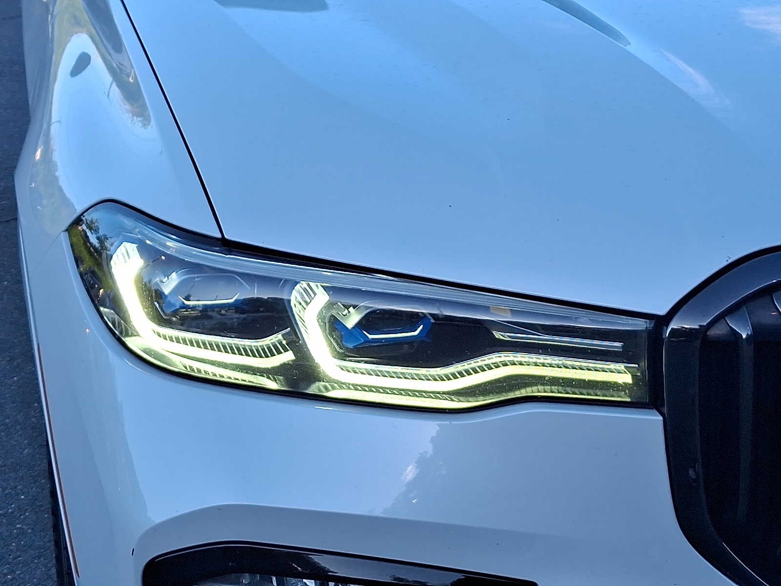2022 BMW X7 M50i Sports Activity Vehicle