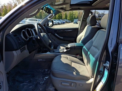 2004 Toyota 4Runner 4dr Limited V8 Auto 4WD