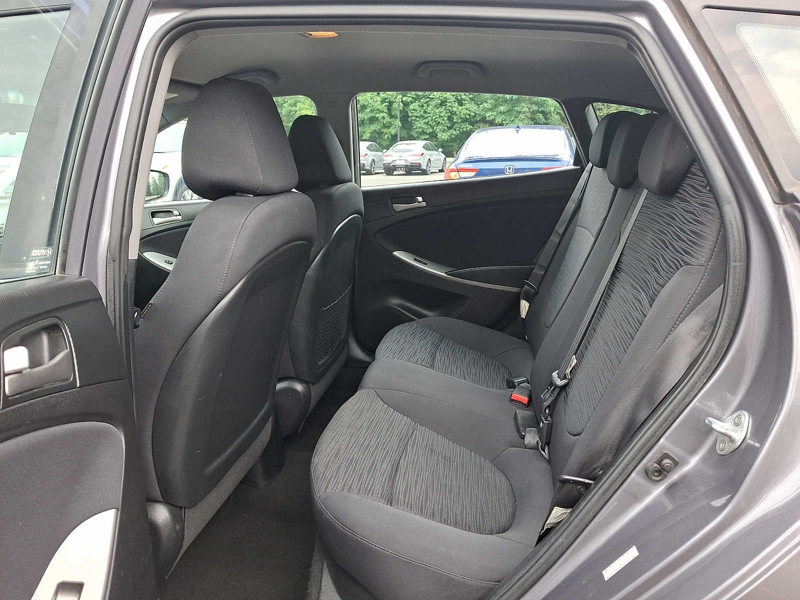 2016 Hyundai Accent 5dr HB Auto SE