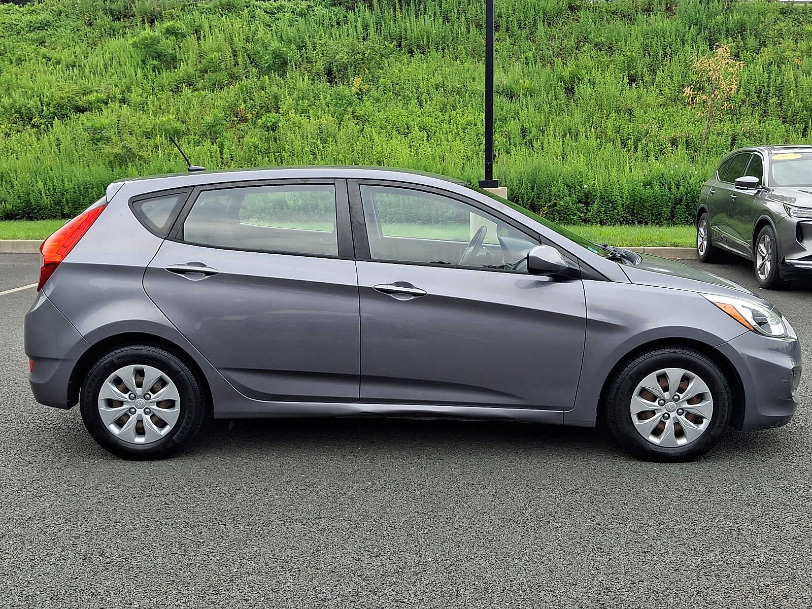 2016 Hyundai Accent 5dr HB Auto SE