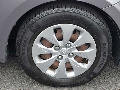 2016 Hyundai Accent 5dr HB Auto SE