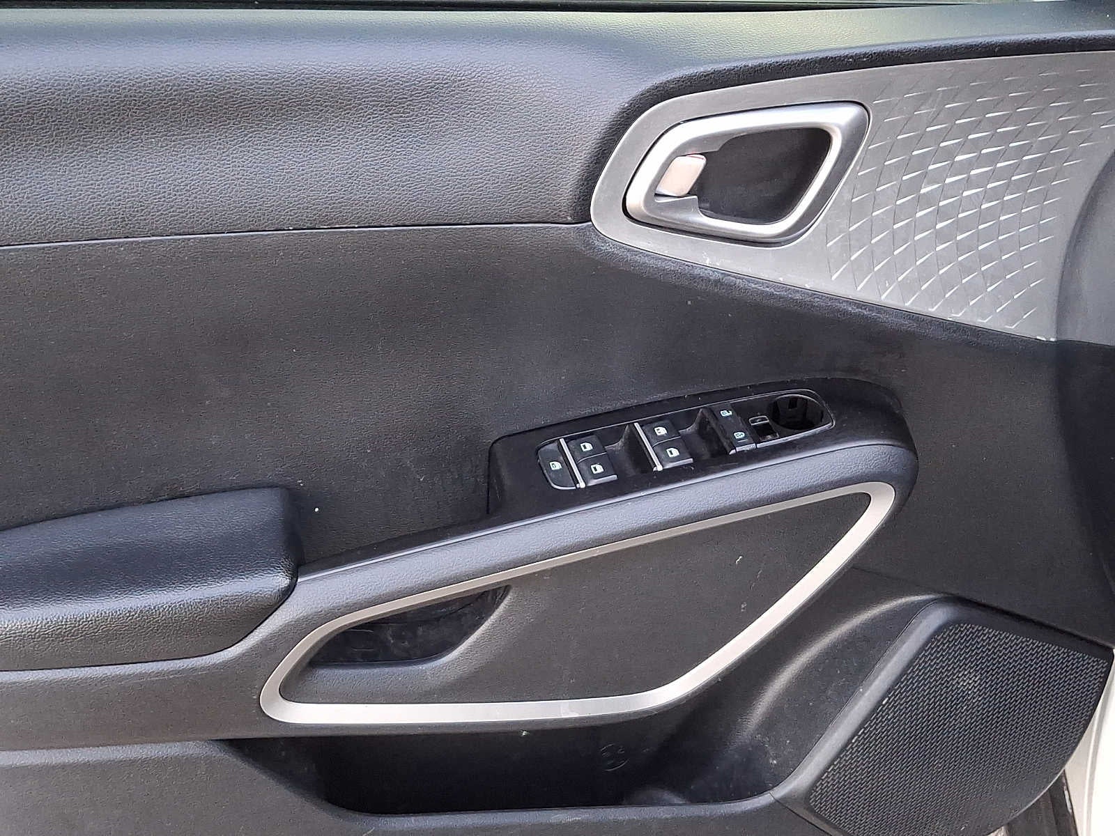 2023 Kia Soul LX IVT