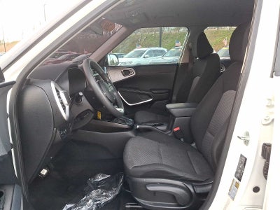 2023 Kia Soul LX IVT