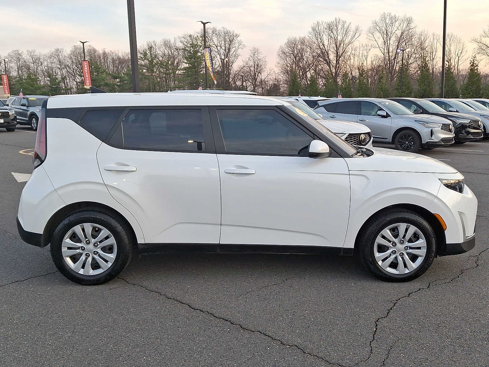 2023 Kia Soul LX IVT