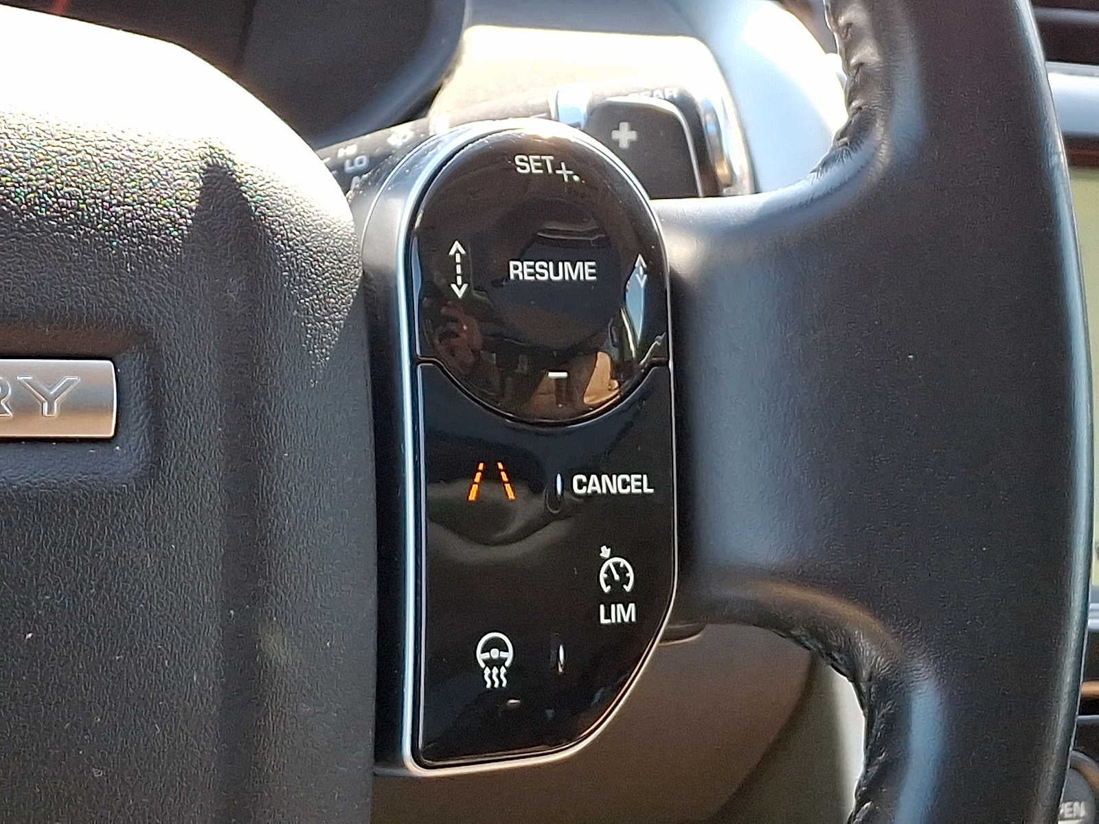 2019 Land Rover Discovery HSE V6 Supercharged