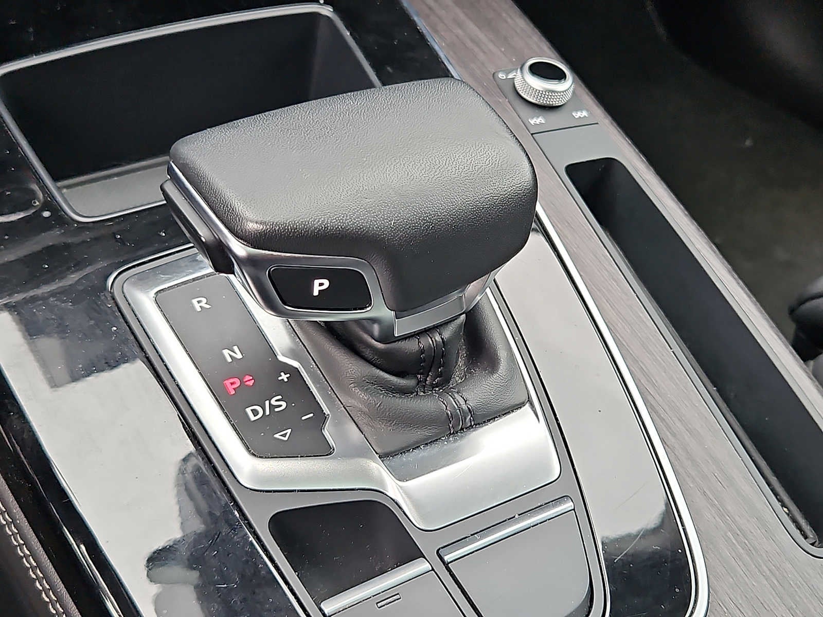 2024 Audi Q5 S line Premium Plus 45 TFSI quattro