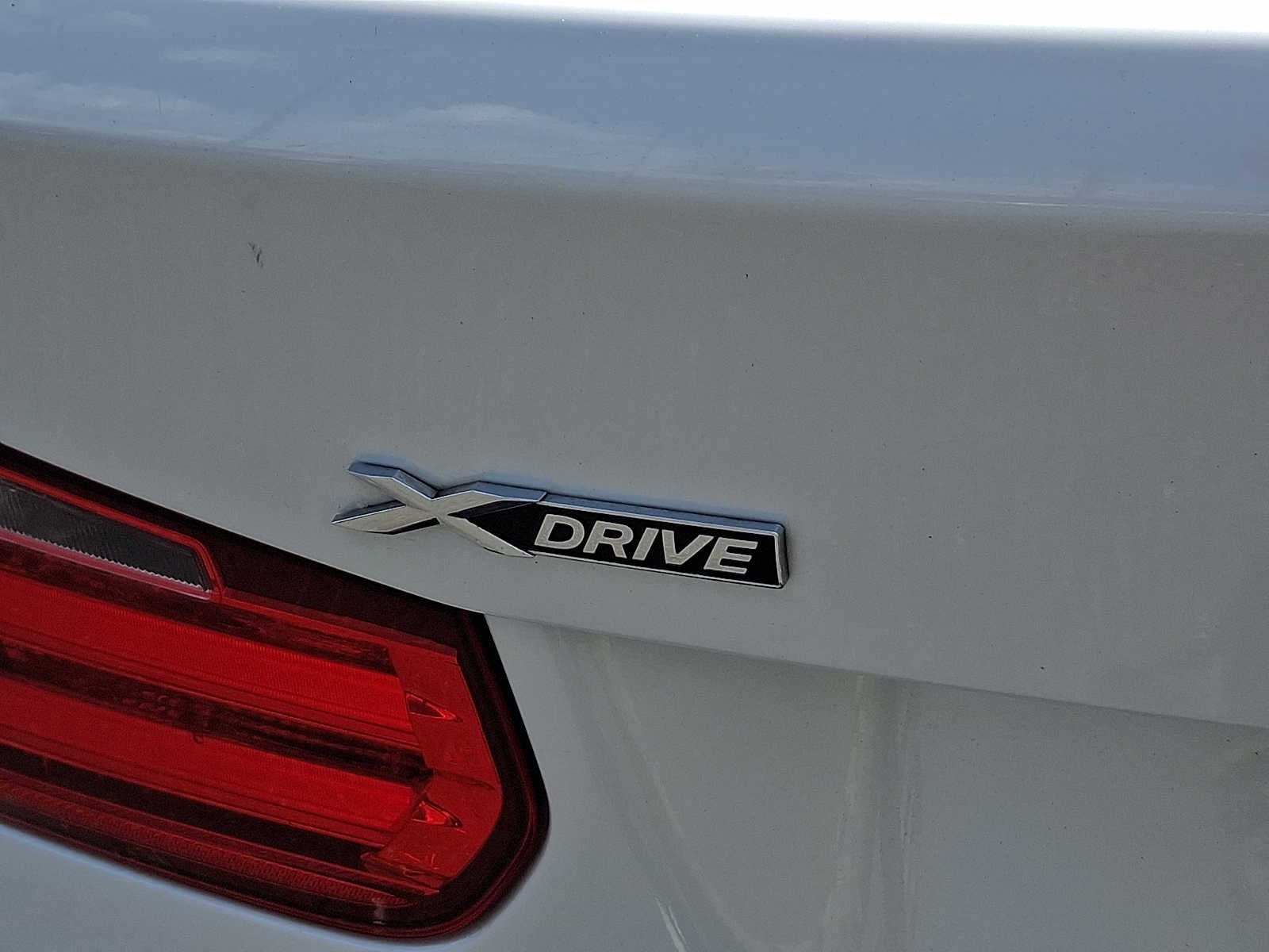 2015 BMW 3 Series 4dr Sdn 320i xDrive AWD
