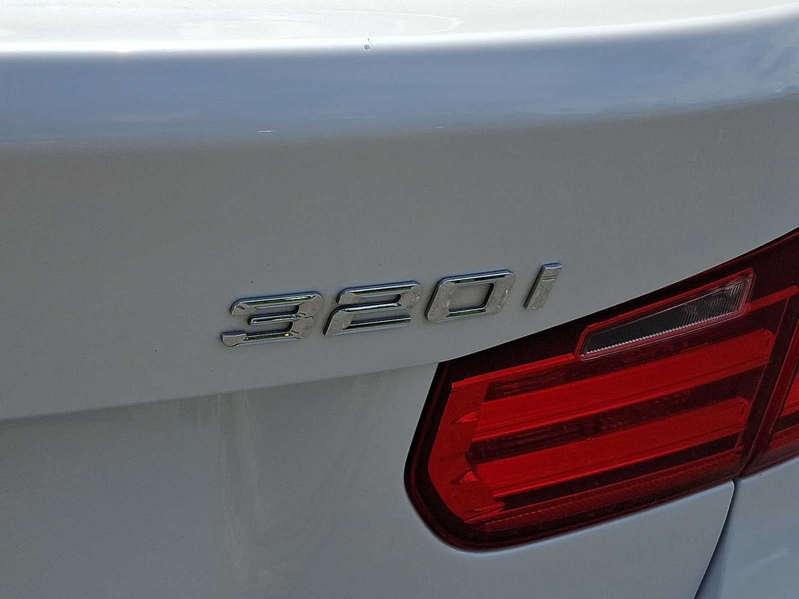 2015 BMW 3 Series 4dr Sdn 320i xDrive AWD