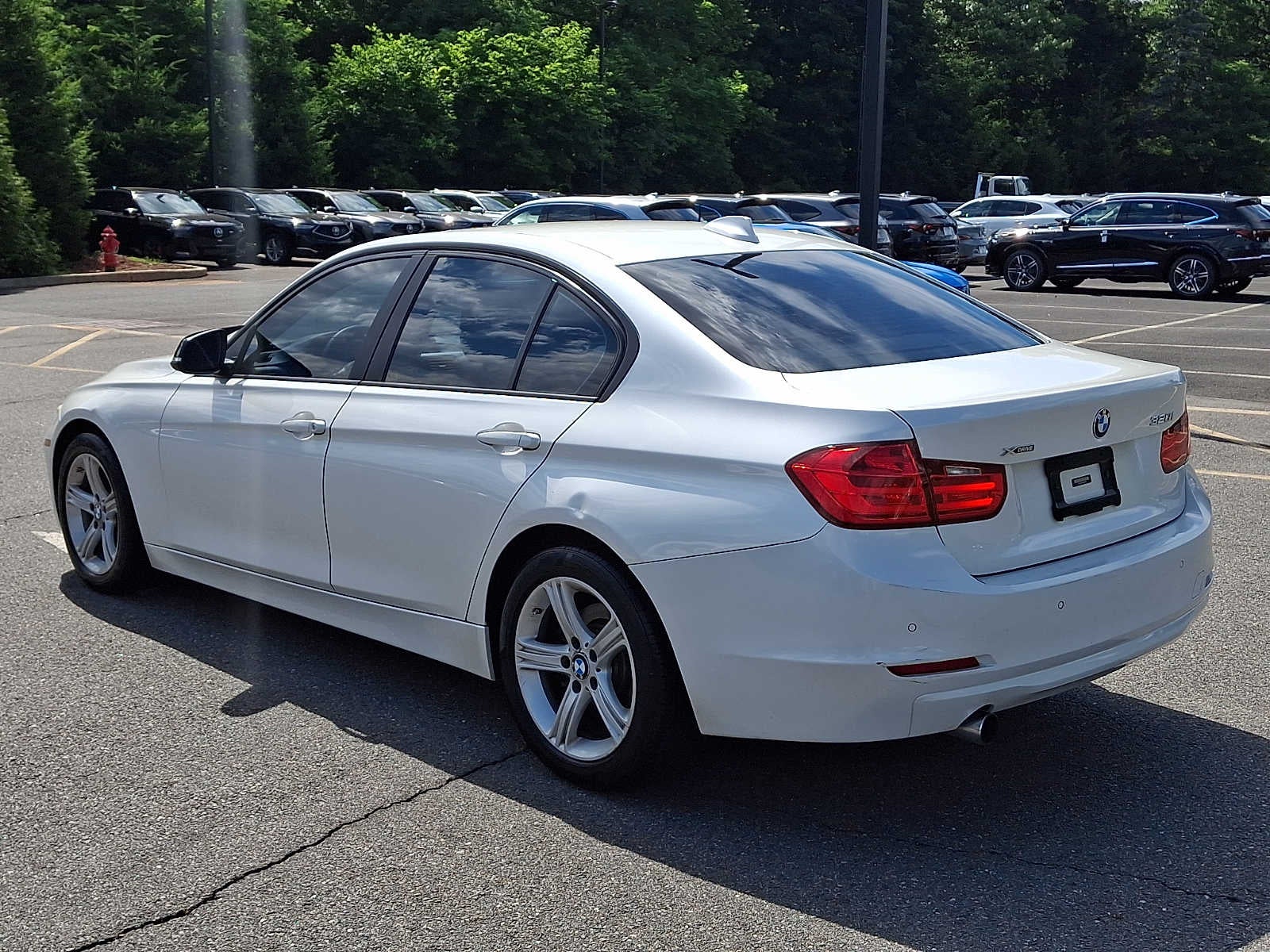 2015 BMW 3 Series 4dr Sdn 320i xDrive AWD