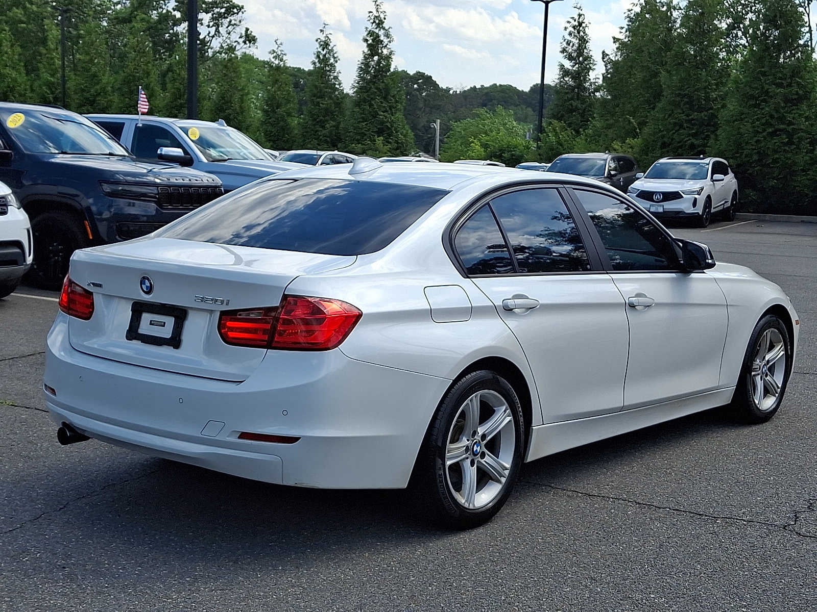 2015 BMW 3 Series 4dr Sdn 320i xDrive AWD