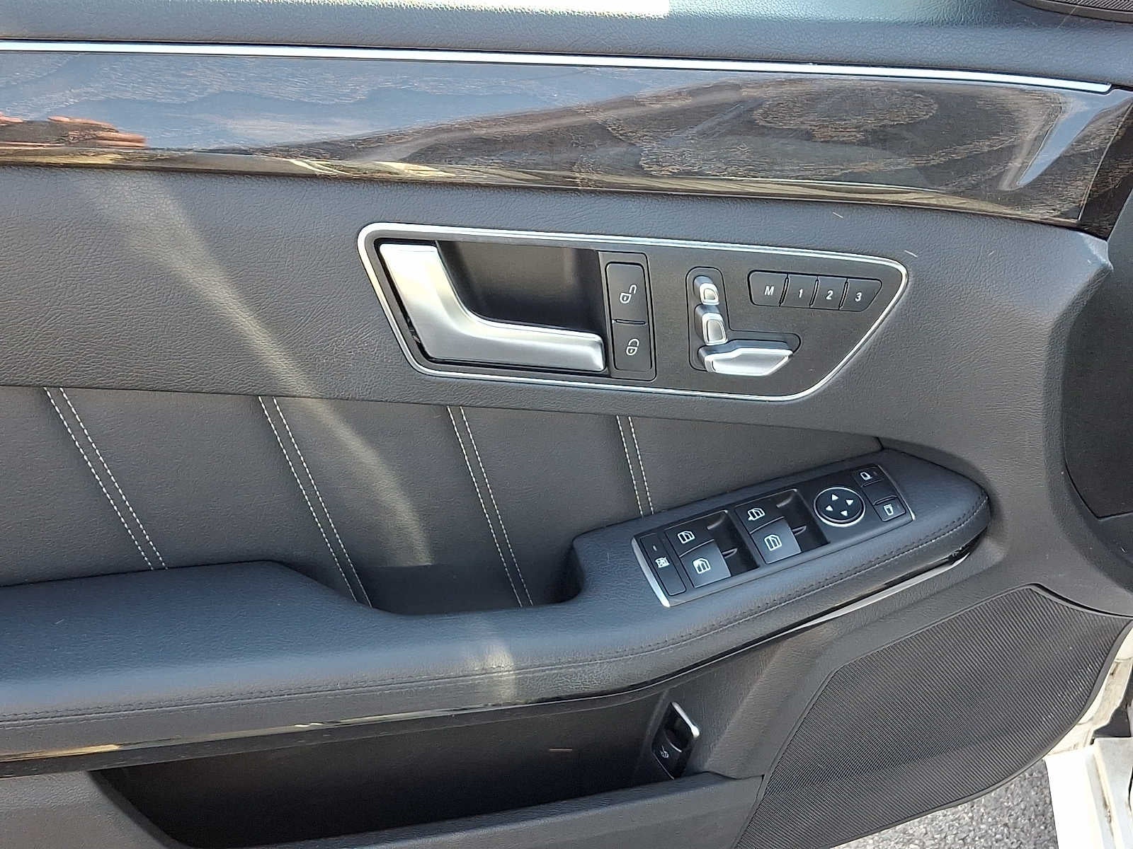 2014 Mercedes-Benz E-Class 4dr Sdn E 550 Sport 4MATIC®