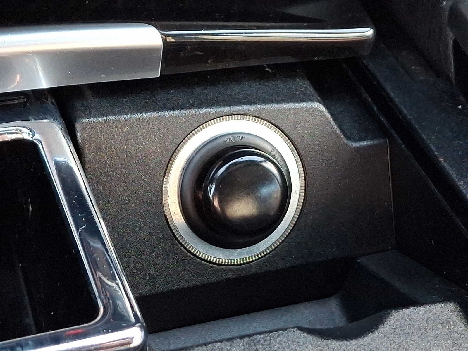 2014 Mercedes-Benz E-Class 4dr Sdn E 550 Sport 4MATIC®