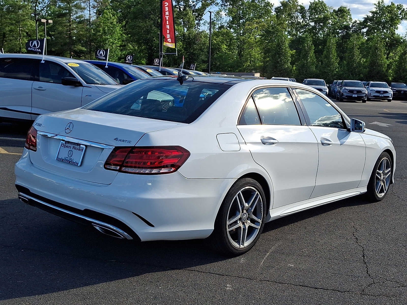2014 Mercedes-Benz E-Class 4dr Sdn E 550 Sport 4MATIC®