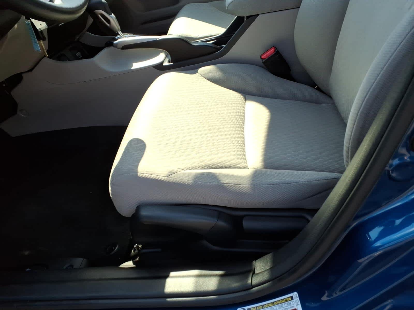 2015 Honda Civic 4dr CVT LX