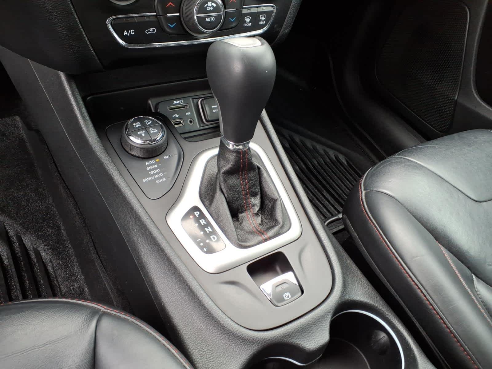 2014 Jeep Cherokee 4WD 4dr Trailhawk