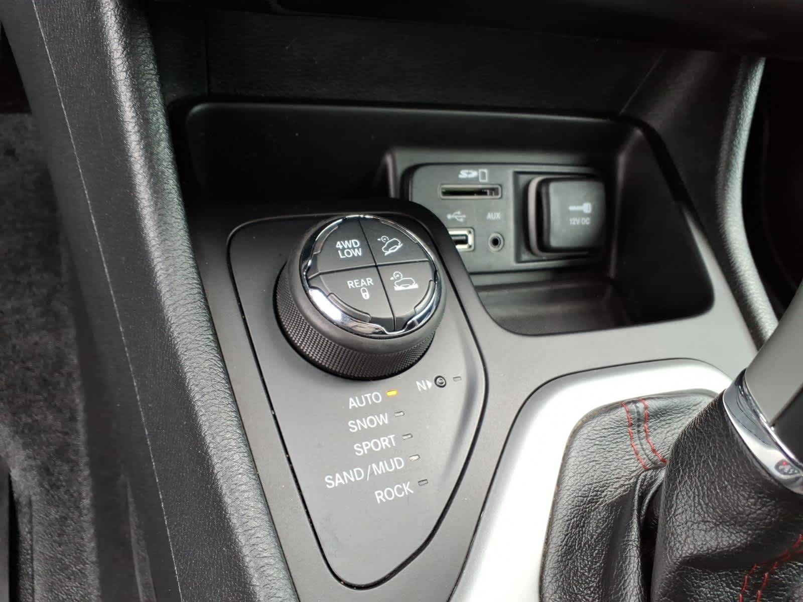 2014 Jeep Cherokee 4WD 4dr Trailhawk