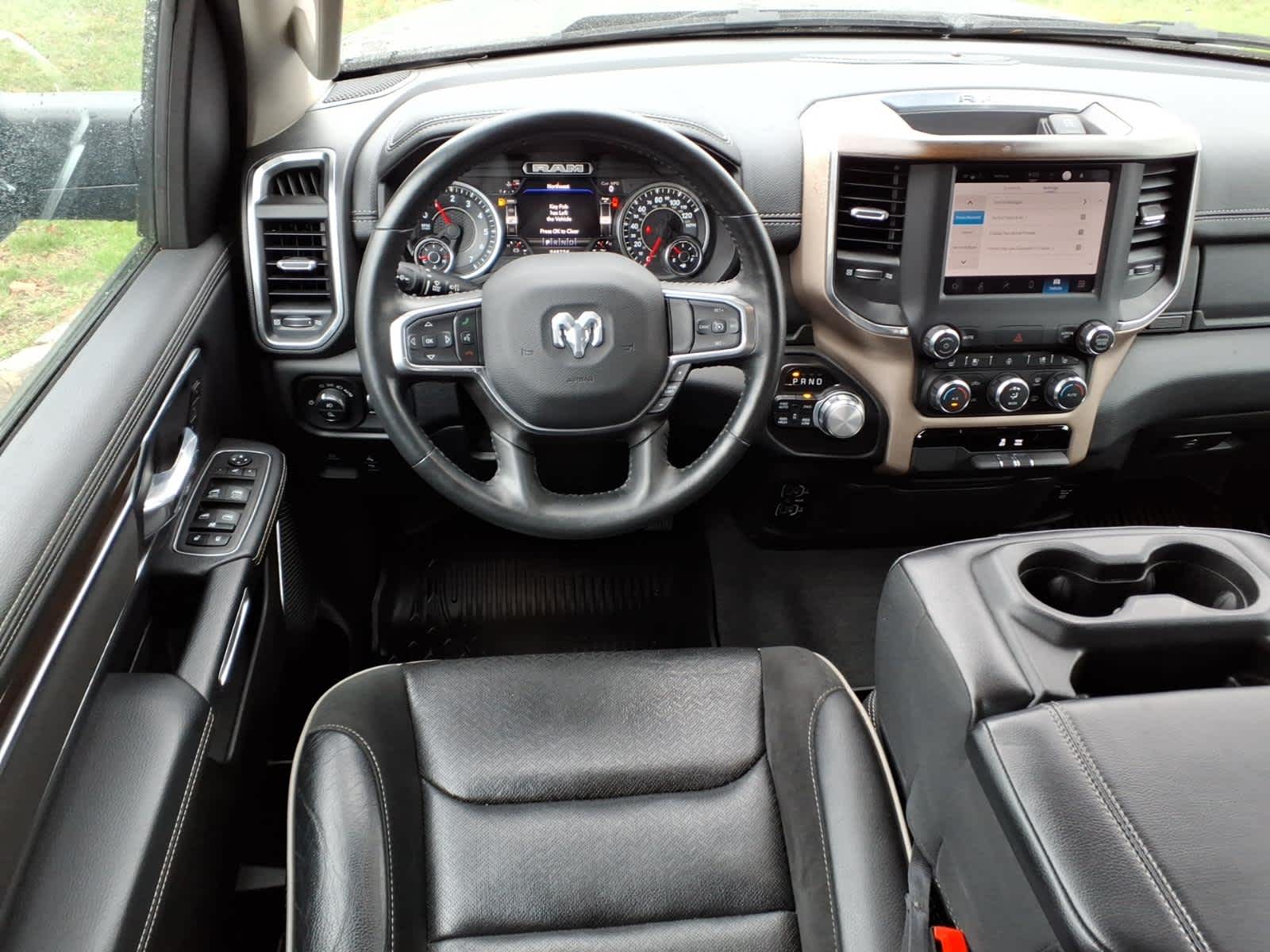 2022 RAM 1500 Laramie 4x4 Crew Cab 57 Box