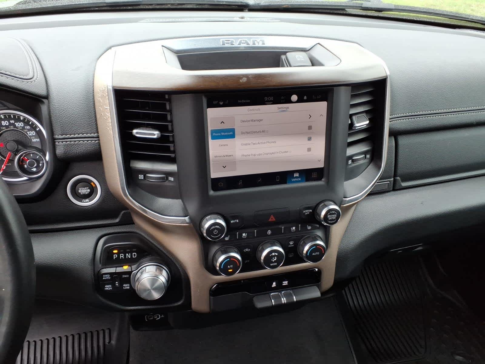 2022 RAM 1500 Laramie 4x4 Crew Cab 57 Box