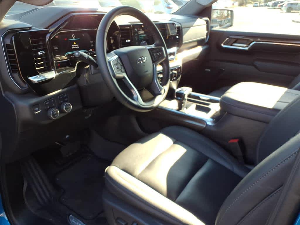 2024 Chevrolet Silverado 1500 4WD Crew Cab 147 RST