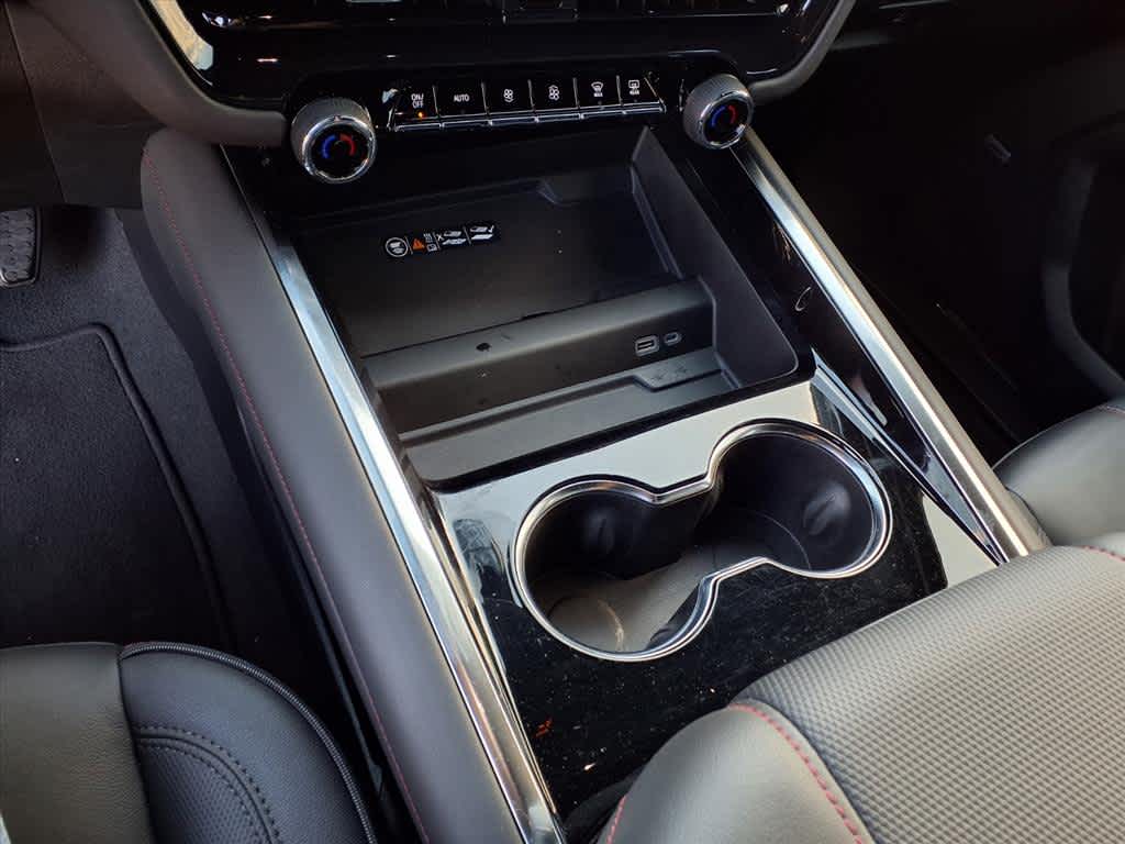 2025 Chevrolet Tahoe 4WD 4dr RST