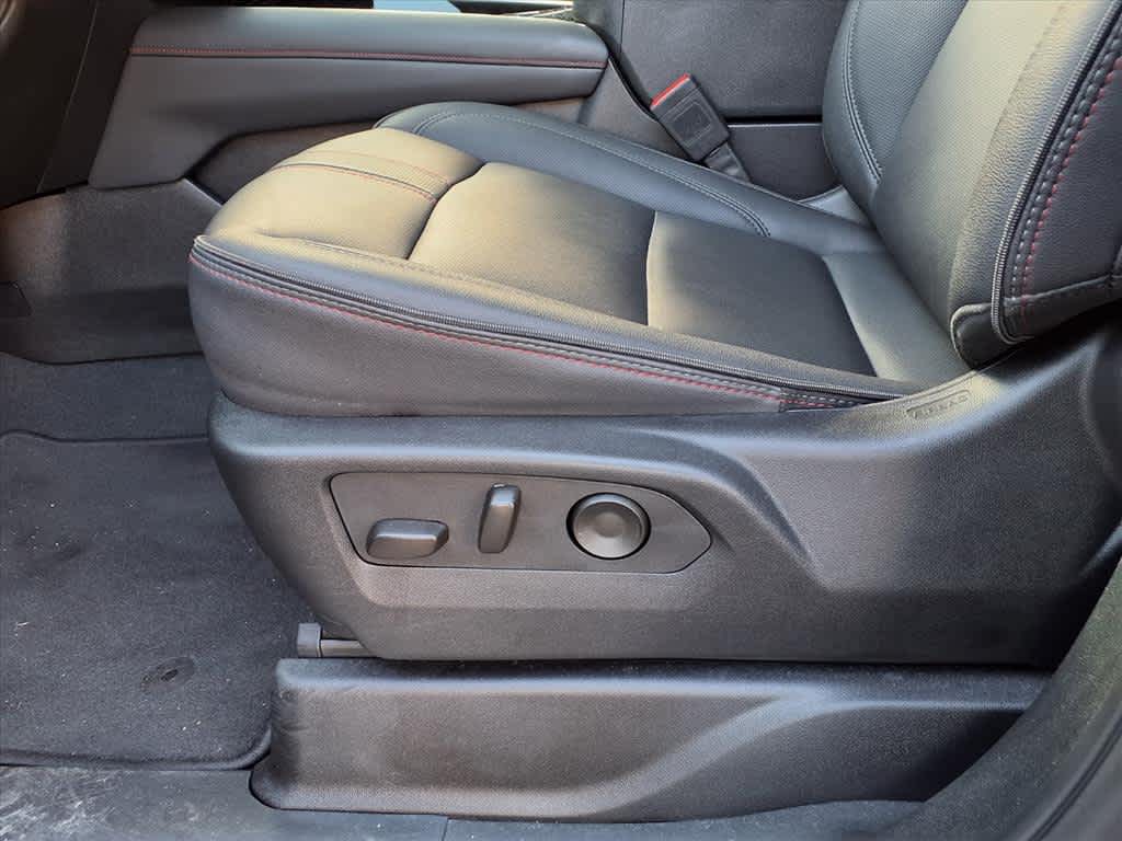 2025 Chevrolet Tahoe 4WD 4dr RST