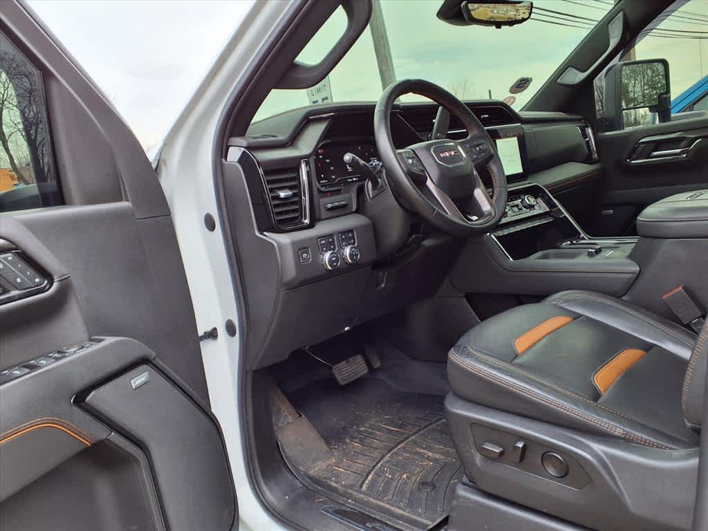 2024 GMC Sierra 2500HD 4WD Crew Cab 159 AT4