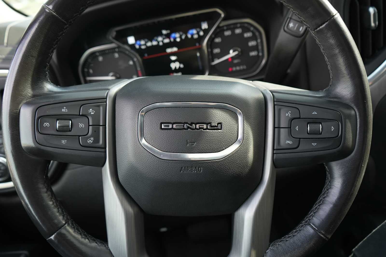 2022 GMC Sierra 2500HD 4WD Crew Cab 159 Denali