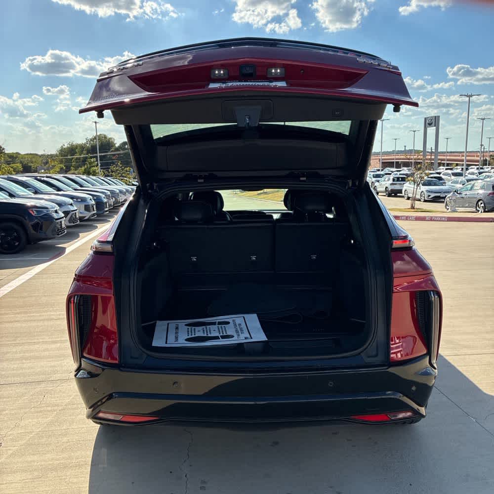 2025 Cadillac LYRIQ 4dr Sport w/1SF
