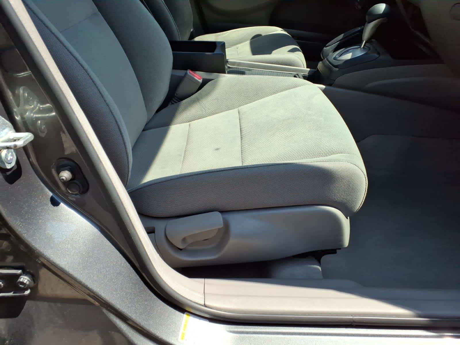 2011 Honda Civic 4dr Auto DX-VP