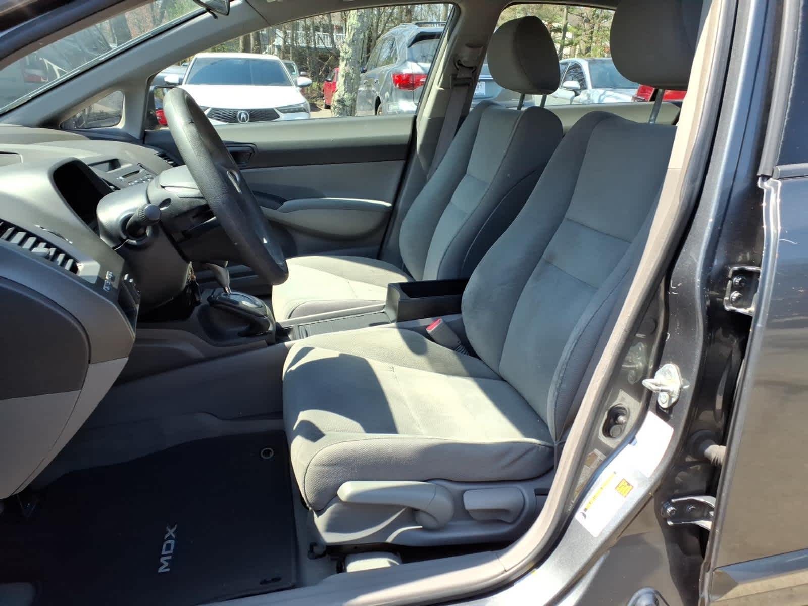 2011 Honda Civic 4dr Auto DX-VP