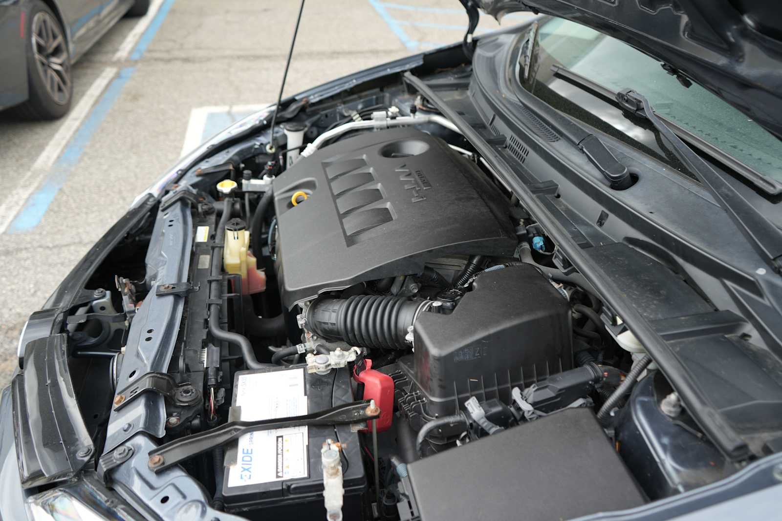 2015 Toyota Corolla 4dr Sdn CVT LE