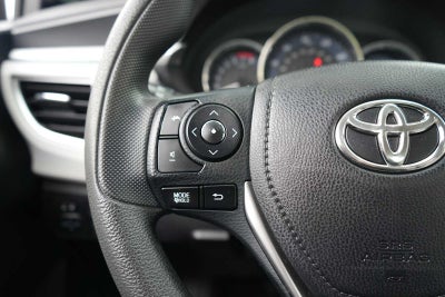 2015 Toyota Corolla 4dr Sdn CVT LE