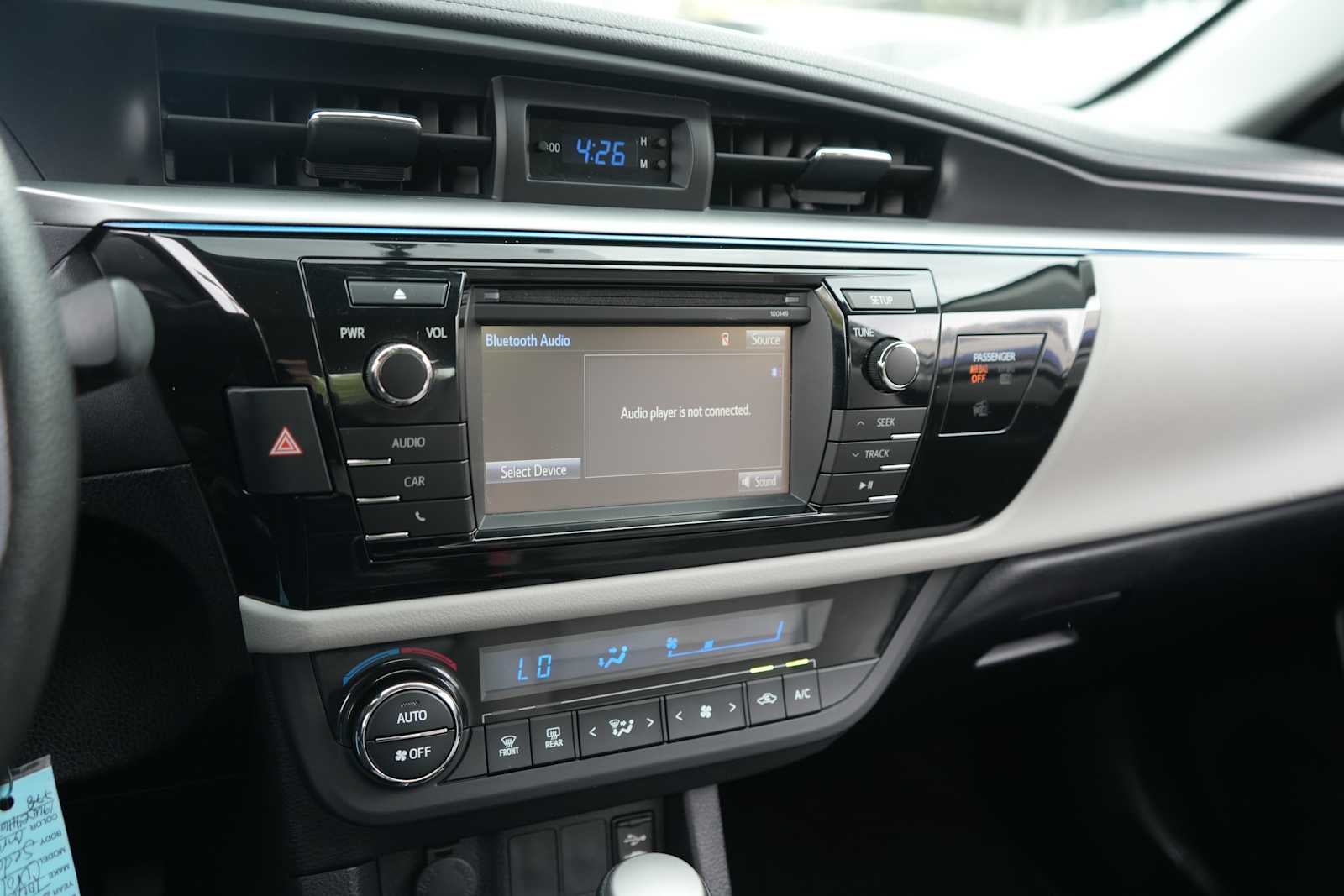 2015 Toyota Corolla 4dr Sdn CVT LE