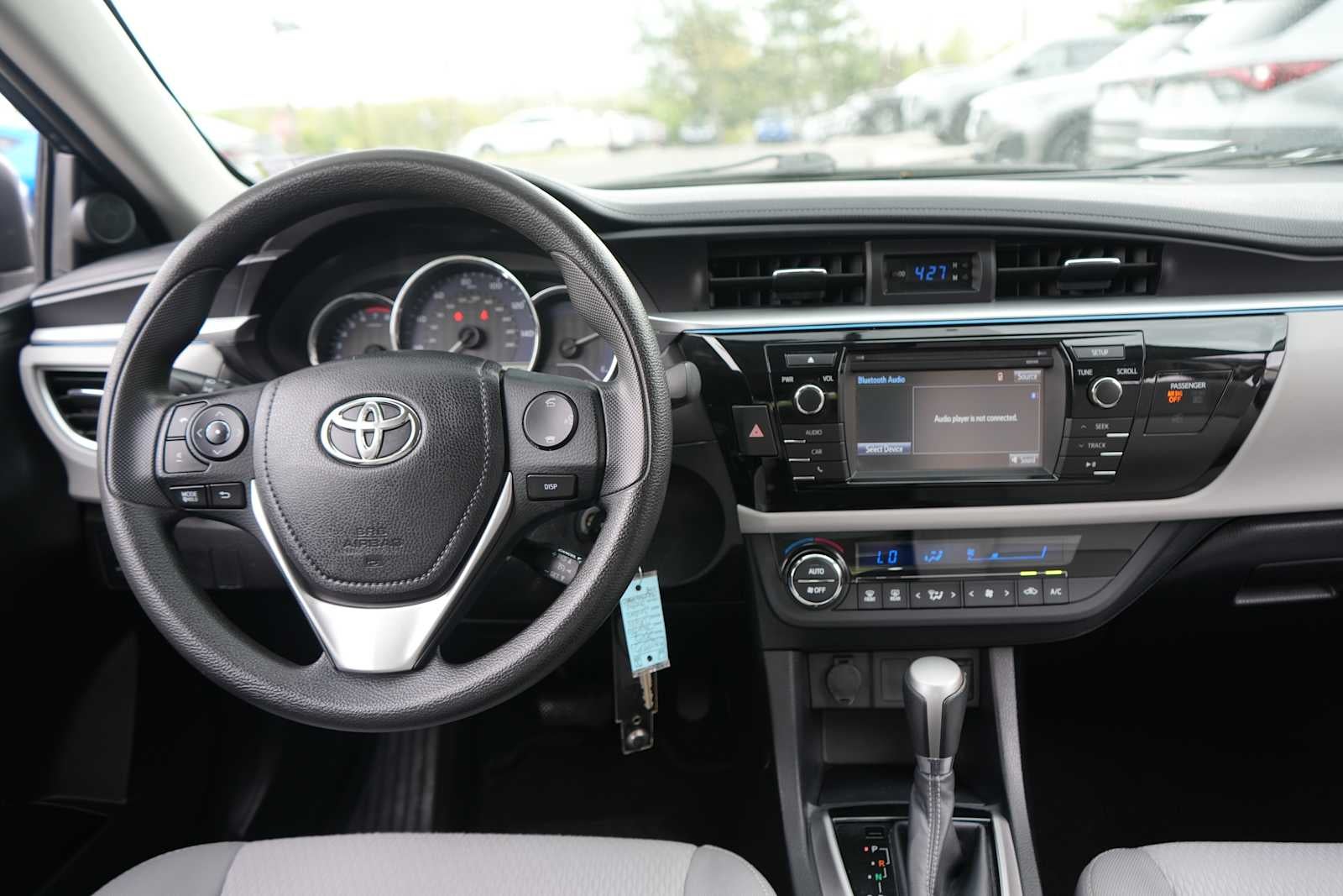 2015 Toyota Corolla 4dr Sdn CVT LE