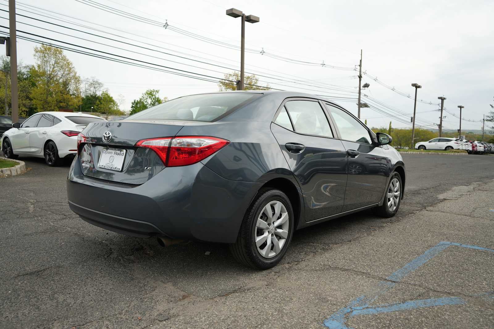 2015 Toyota Corolla 4dr Sdn CVT LE