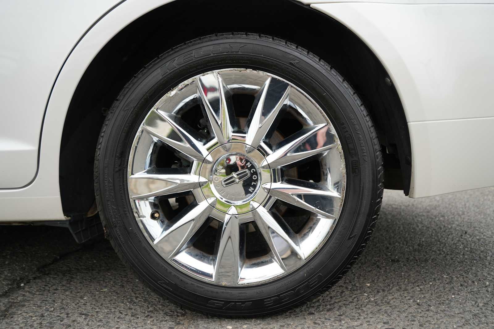 2011 Lincoln MKZ 4dr Sdn AWD