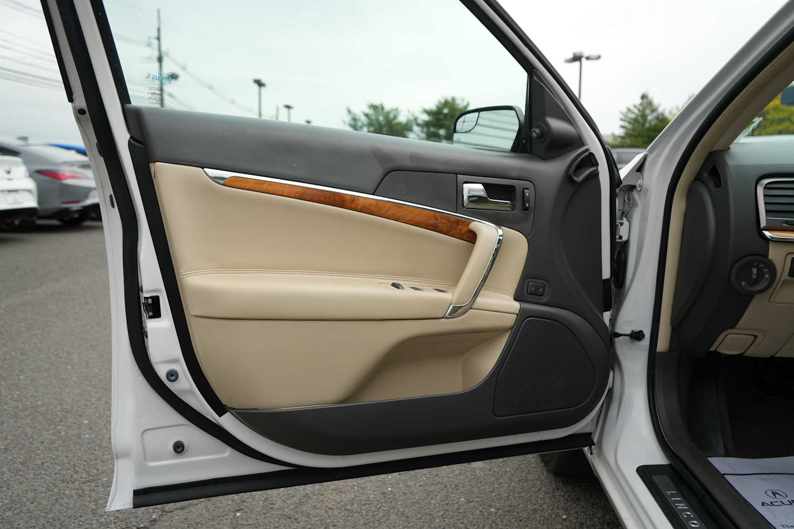 2011 Lincoln MKZ 4dr Sdn AWD
