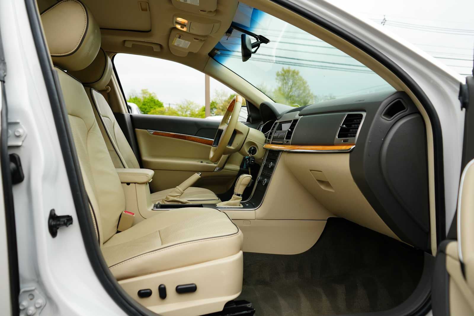 2011 Lincoln MKZ 4dr Sdn AWD