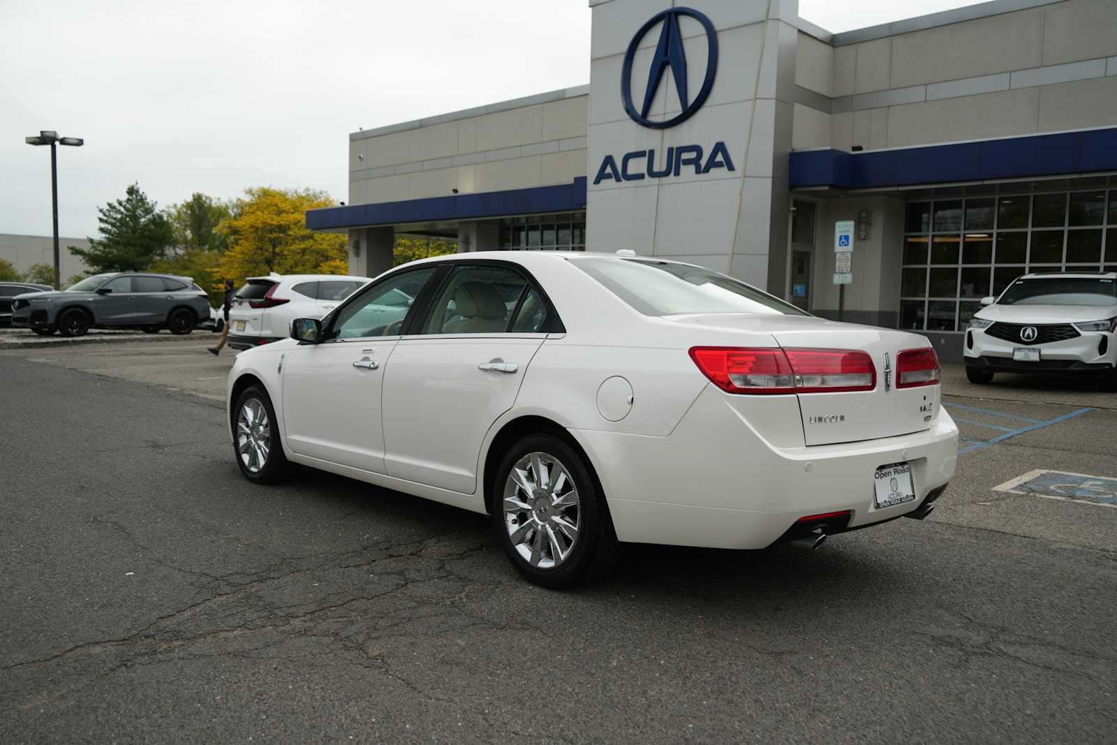 2011 Lincoln MKZ 4dr Sdn AWD