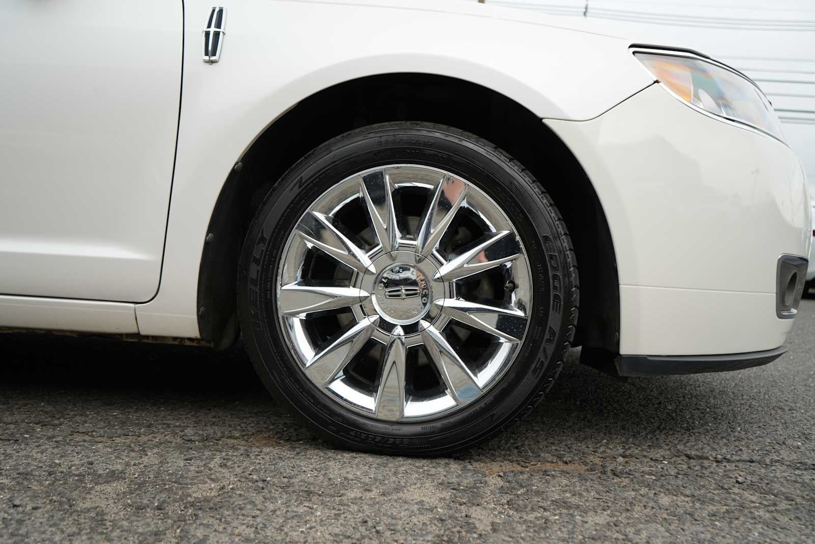 2011 Lincoln MKZ 4dr Sdn AWD