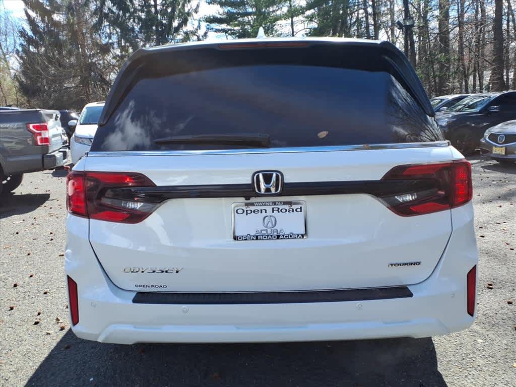 2025 Honda Odyssey Touring Auto