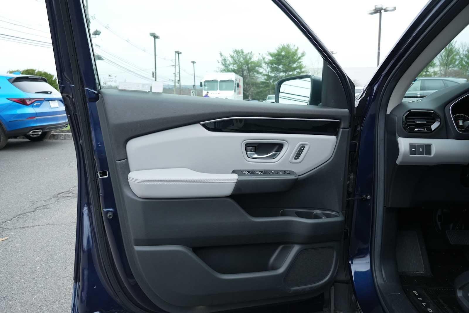 2025 Honda Pilot Touring AWD